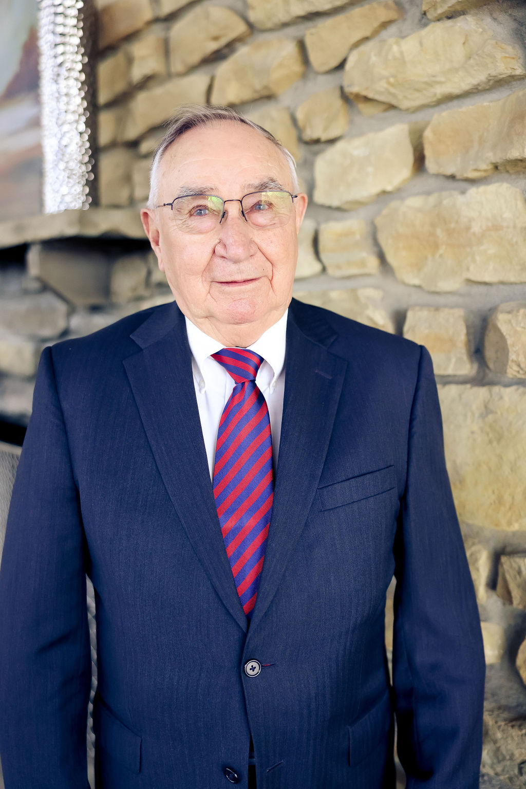 Paul Selke : Service Assistant